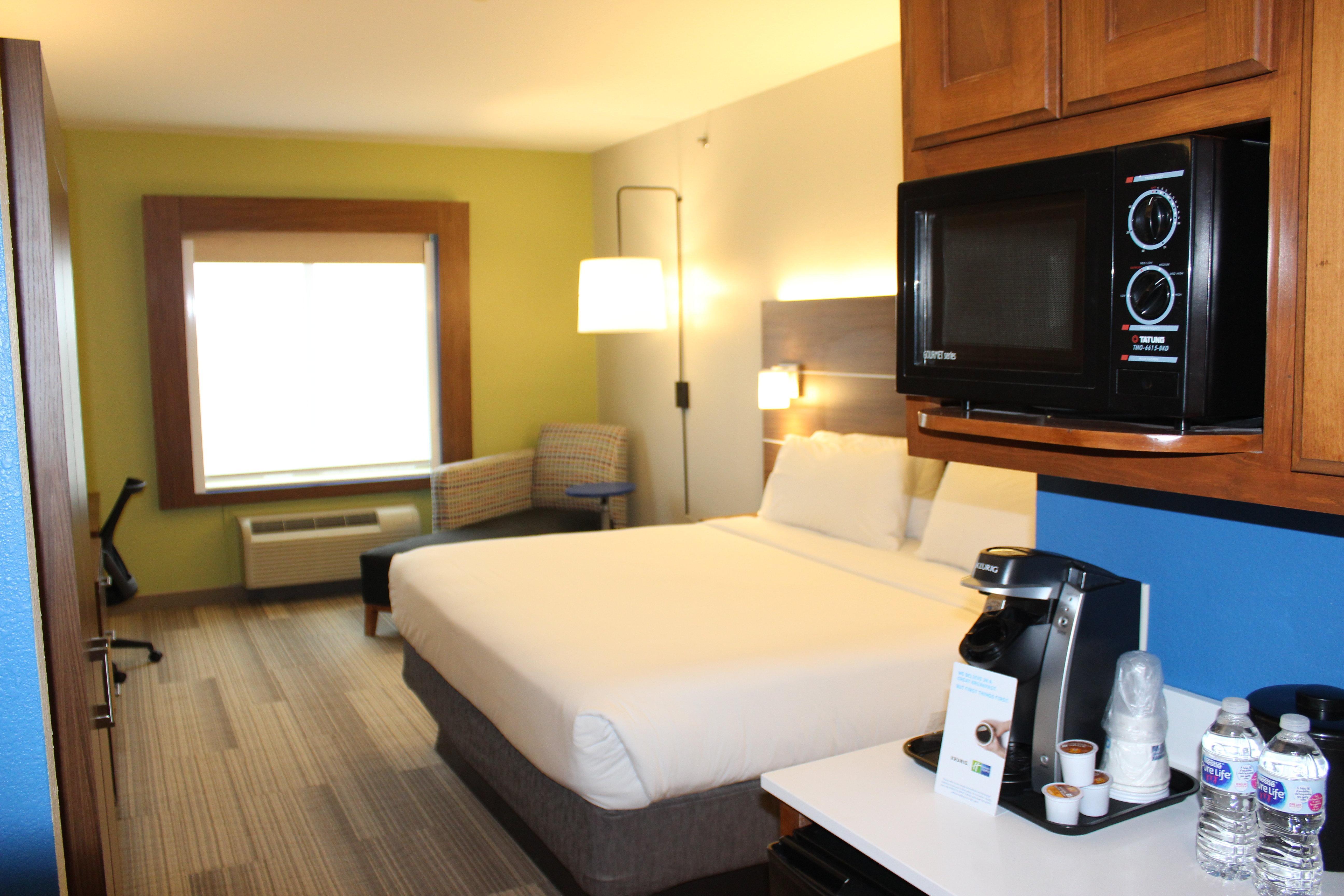 Holiday Inn Express Hotel & Suites Mansfield By Ihg Exterior photo